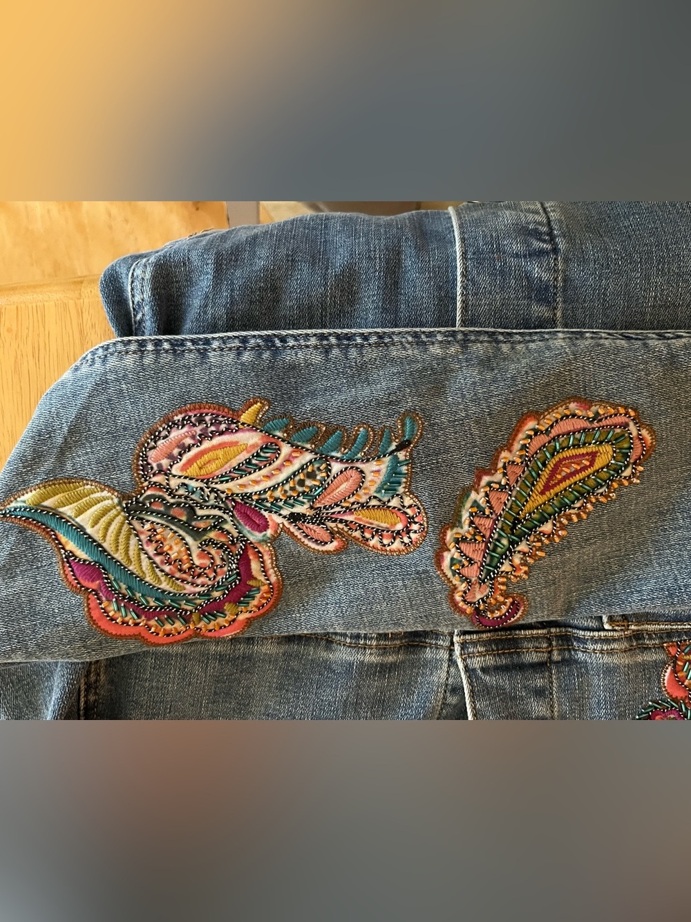 CHICOS Embroidered Denim Jacket sz 1 (8) - Picture 9 of 10